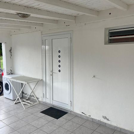 Logement De 40M2 Avec Terrasse, Moderne Et Equipe Petit-Canal Екстер'єр фото