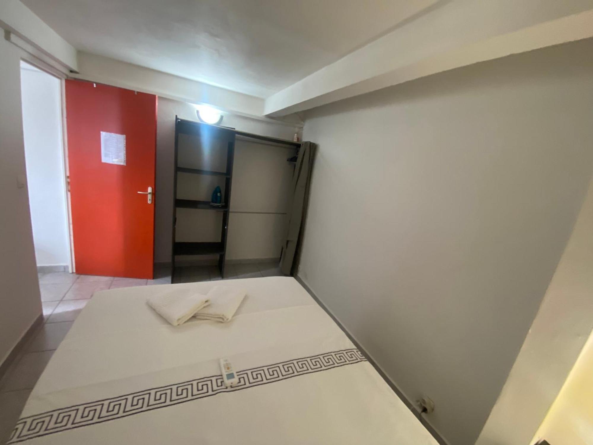 Logement De 40M2 Avec Terrasse, Moderne Et Equipe Petit-Canal Екстер'єр фото